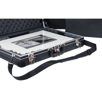 

Archival Methods Adjustable Shoulder Straps For Art Carry Cases.