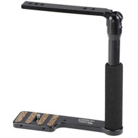 

Custom Brackets CB Digital-S Flash Rotating Bracket (for short cameras and cameras without add-on power grip)