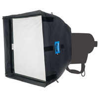 

Chimera Low Heat Video Pro LED Lightbanks, 4x Poles, Removable 1/8 Grid Baffle, 1/8 Grid Front Screen, Small, 24x32"