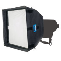 

Chimera Low Heat Daylite Junior LED Lightbanks, 4x Poles, Removable 1/8 Grid Baffle, 1/8 Grid Front Screen, Small, 24x32"
