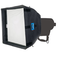 

Chimera Low Heat Quartz LED Lightbanks, 4x Poles, Removable 1/8 Grid Baffle, 1/8 Grid Front Screen, Medium, 36x48"