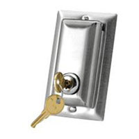 

Da-Lite Key-Locking Coverplate for 115v or Low Voltage Control Switch