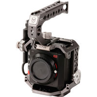 

Tilta Tiltaing Z CAM Kit A, Includes Cage, Quick Release Top Handle & SSD Drive Holder, Gray