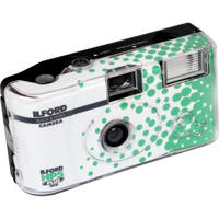 

Ilford HP5 Plus Black and White Single Use Camera with Built-In Flash and 24+3 Exposure Flim