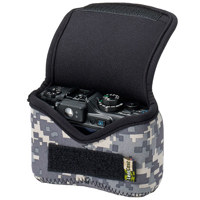 

LensCoat Neoprene BodyBag Small, Designed for a Point & Shoot Camera - Army Digital Camo