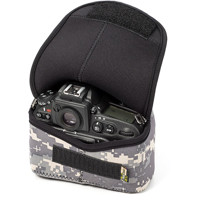 

LensCoat BodyBag Plus Camera Body Case, Digital Camo