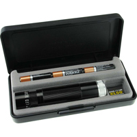 

MagLite Spectrum Series XL50 3-Cell AAA Warm White LED Flashlight, Presentation Box