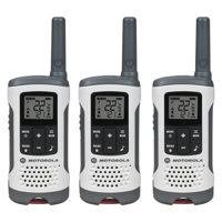 

Motorola T260TP 22 Channel 25 Mile Range NOAA VOX Two-Way Radio, 3 Pack, White with Red Lanyard Bar