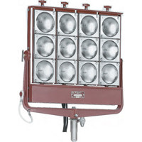 

Mole-Richardson 7800W 12 Light Quartz Molefay