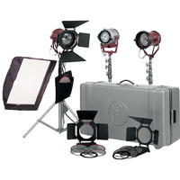 

Mole-Richardson Tweenie II and Teenie Tungsten 3 Light Pro Kit, Includes 1 Tweenie II 650W Fresnels, 2 Teenie Mole 650W Focus Flood Light