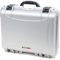 

Nanuk Large Series 930 Lightweight NK-7 Resin Waterproof Protective Case with Padded Dividers, Silver