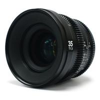 

SLR Magic MicroPrime Cine 35mm T1.3 for Fuji X Mount