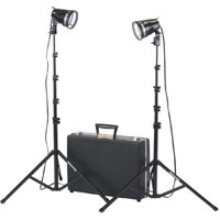 

Smith-Victor K102 2 700SG Quartz Light, 1200-Watt Location Kit with 650 Attache Carrying Case.