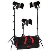 

Smith-Victor K63, 3 Q60SG, 1800-Watt Quartz Broad Lighting Kit with Light Cart on Wheels Carrying Case.