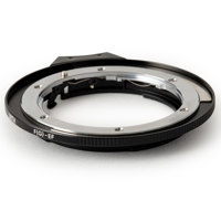 

Urth Nikon F G-Type Lens Mount to Canon EF/EF-S Camera Mount Adapter