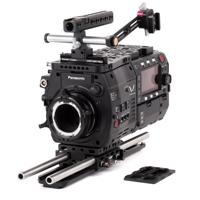 

Wooden Camera Unified Accessory Kit for Panasonic VariCam 35 Camera (Pro), Includes 2x Top Plate, Baseplate, 2x 15" Rod, NATO Handle Kit, UVF Mount, 12" Safety Dovetail