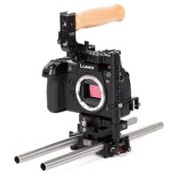 

Wooden Camera Panasonic S1 Unified Accessory Kit (Base), Includes DSLR Cage (Medium), DSLR 15mm Baseplate, 2x 15mm Rod (12")