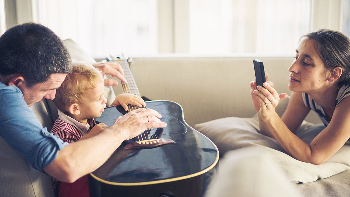 10 Tips For Taking Better Photographs Of Your Young Child Expert