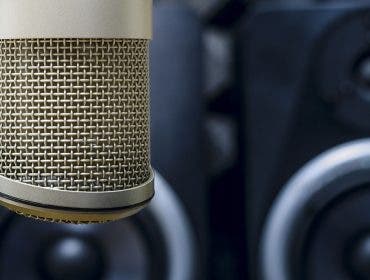 microphone studio monitors speakers