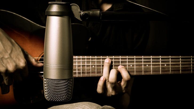 mic in front of guitar