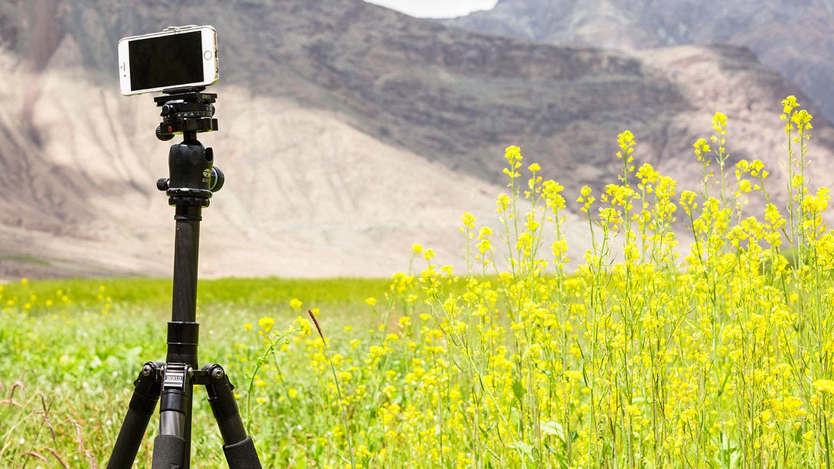 5 Tripod Mounts for the iPhone 5