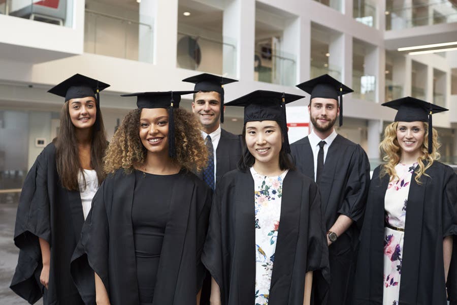 Group portrait of graduated students