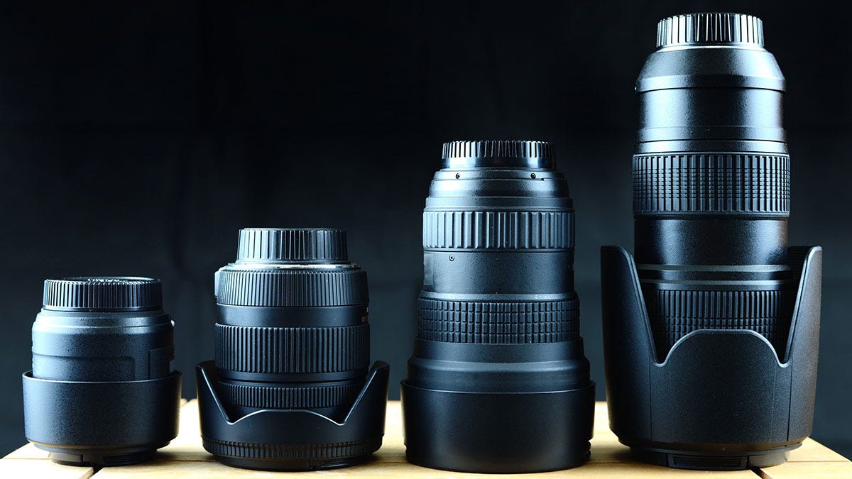 Nikon 17-55mm f/2.8G ED-IF AF-S DX Zoom NIKKOR Lens - U.S.A. 