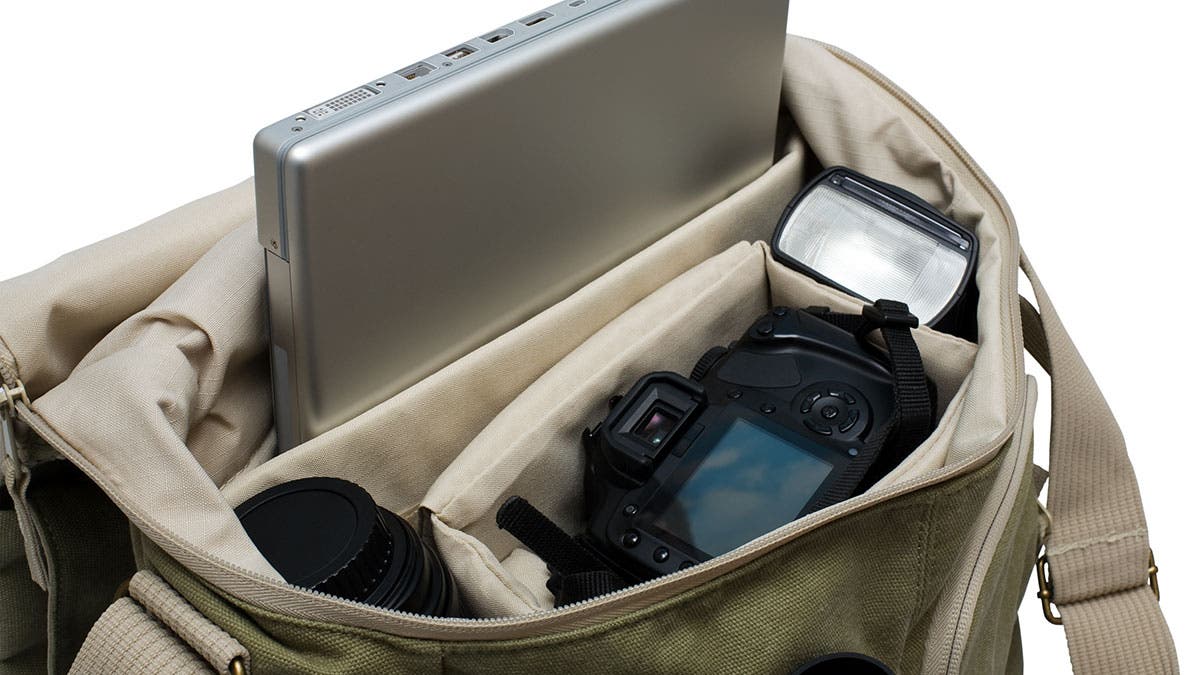 camera bag dslr laptop