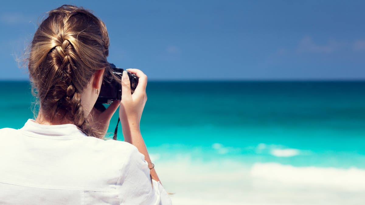 travel photographer beach