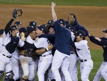 Yankees celebrate after victory. Photo by Chuck Solomon