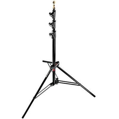 06-Light-Stand