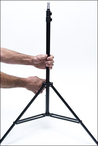 11-Set-Up-Light-Stand