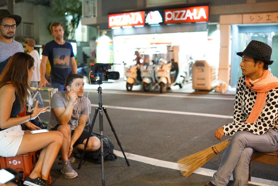 Behind the scenes, Through the Lens, Season 3