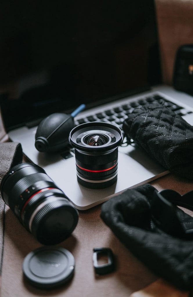 camera lens cleaning