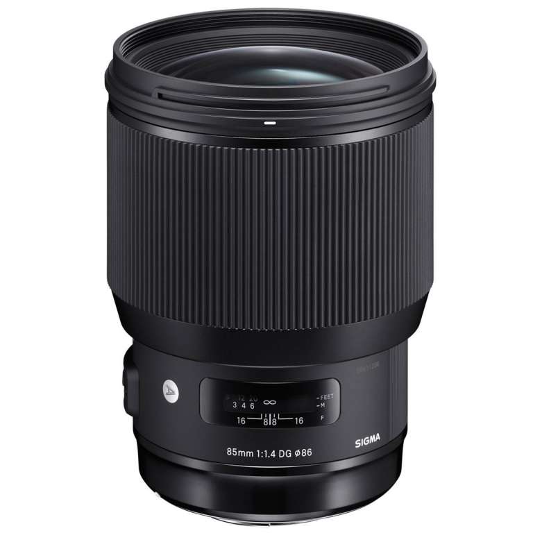sigma 85mm f/1.4 lens