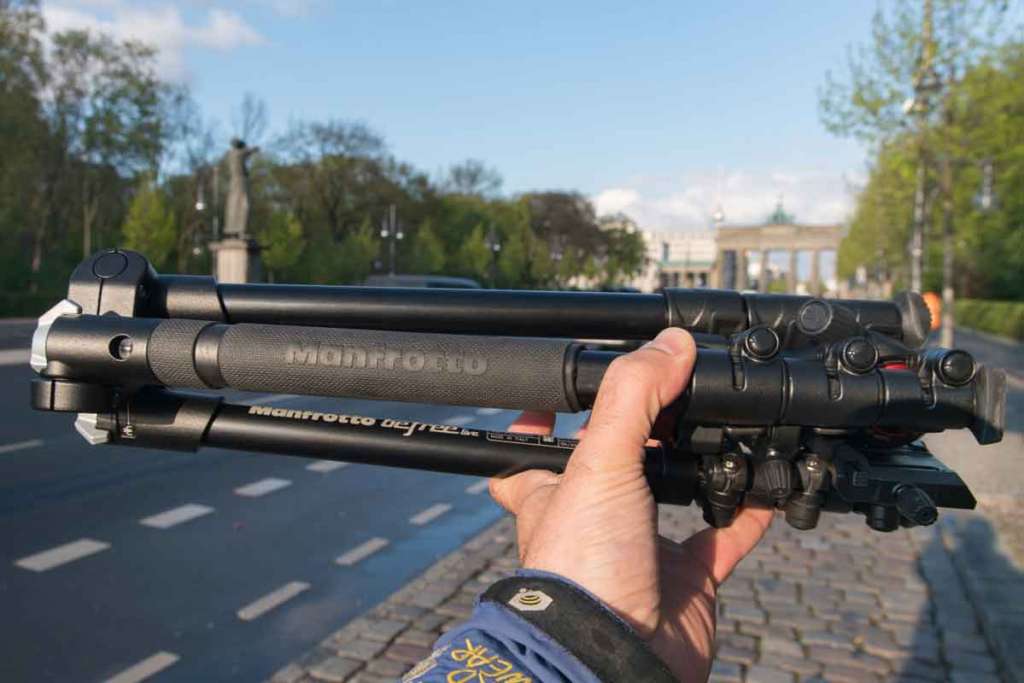 lightweight travel tripod for video