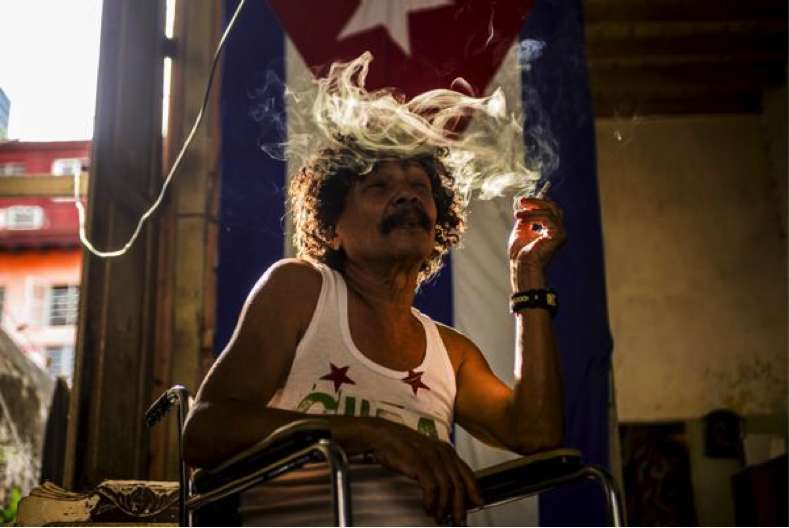 old-man-smoking