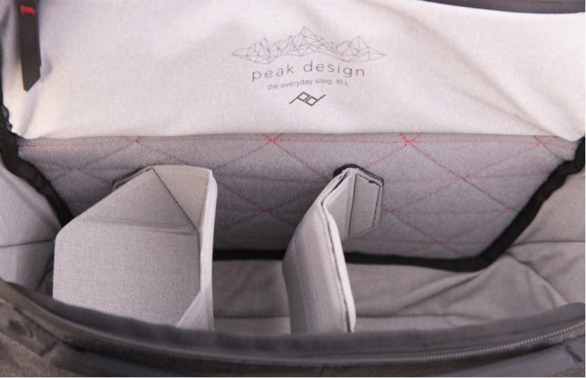 peak design sling bag inside compartments