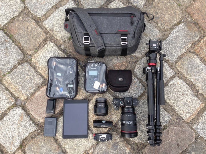 peak design sling bag contents