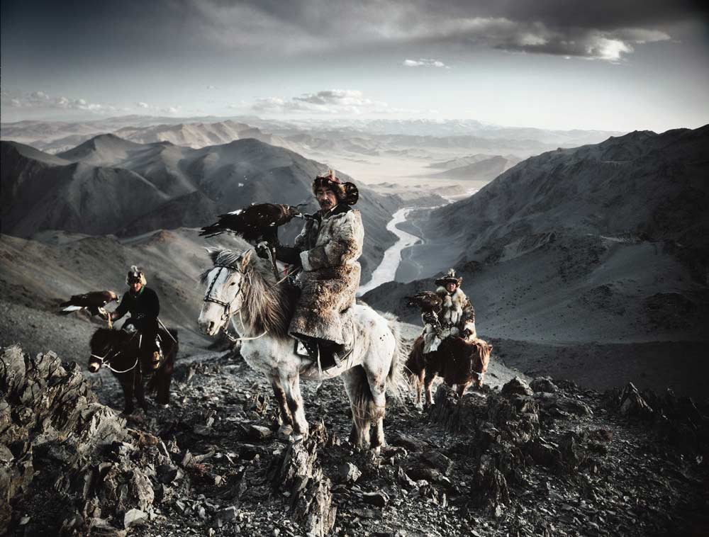 before they pass away by jimmy nelson must-read books for photographers