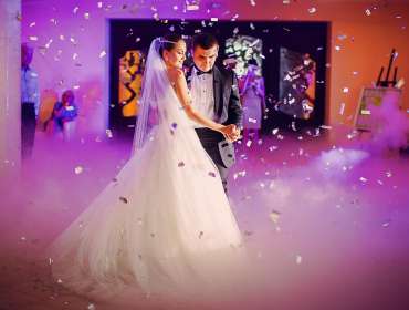 Wedding Couple First Dance