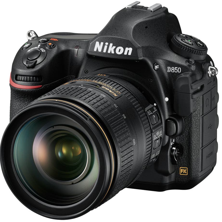 Nikon D850 - Sideview