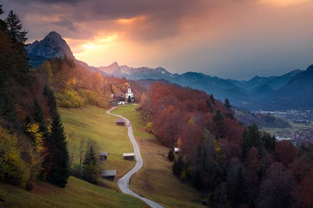 mountains and trees travel photography