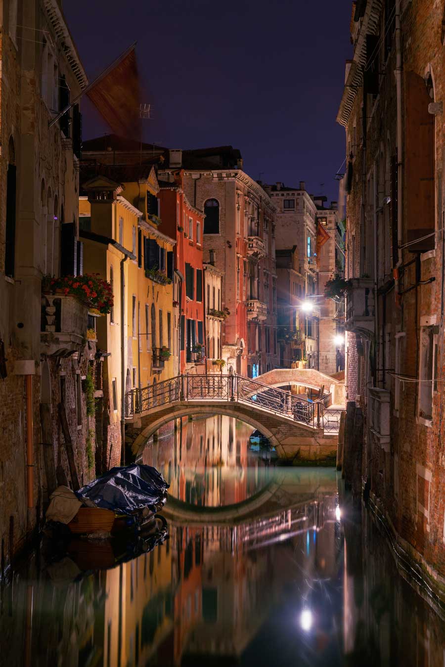 bridge and buildings travel photography