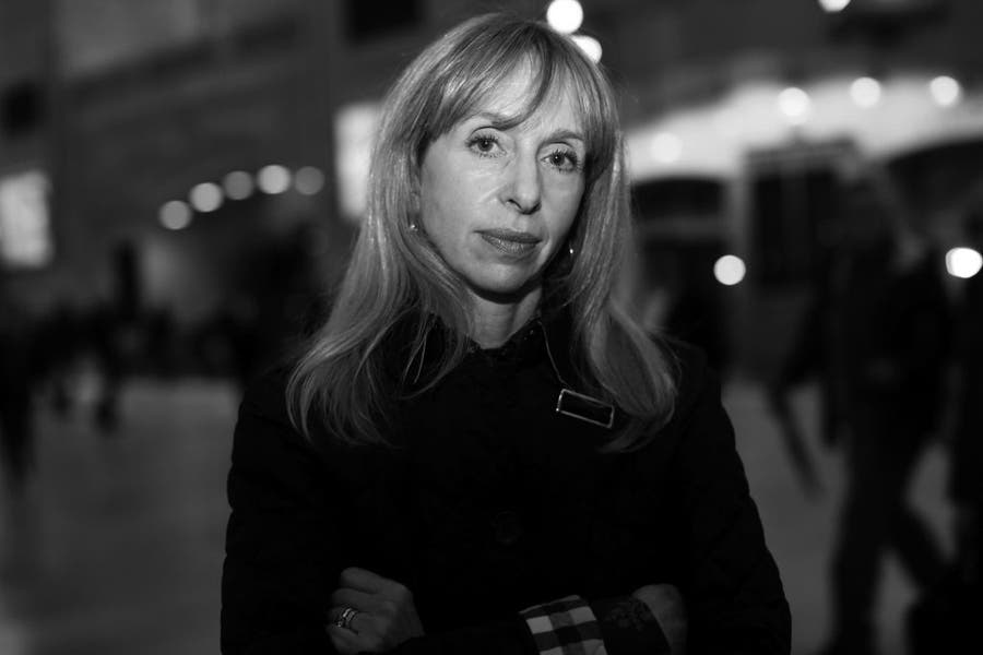 portrait of andi schreiber female photographer