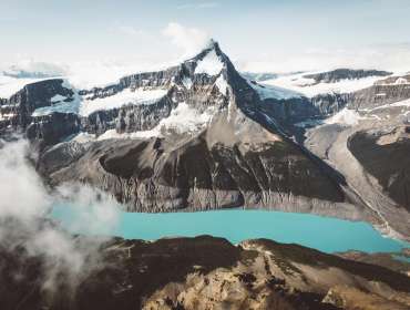 snow mountain travel photography