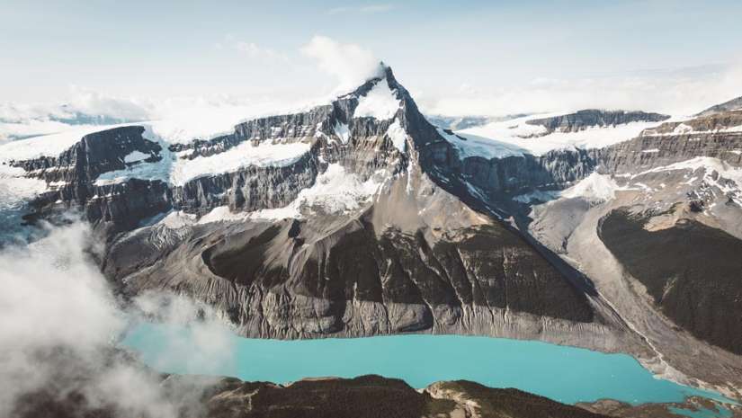 snow mountain travel photography