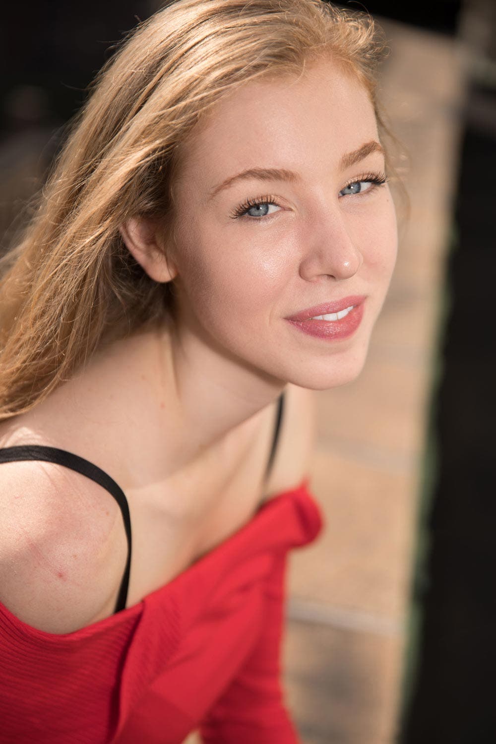 female model look-up portrait
