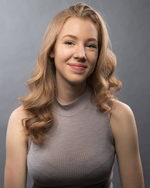 female model portrait lighting photography