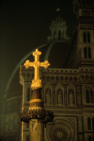 cross in duomo florence cathedral